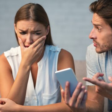 Do you cheat in your relationship? These are 9 techniques to cheat without being caught. 