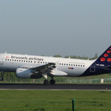 Brussels_Airlines_Airbus_A319_landing_at_Brussels_Airport Brussels Airlines Launches Twice-Weekly Kilimanjaro Flights Starting June 2026