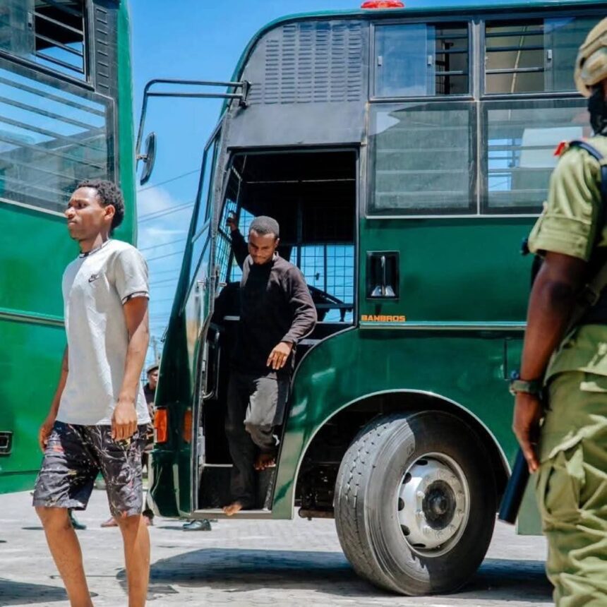 G5KcQLRXMAAkJdc Waliokamatwa kwa kuhamasisha vurugu kusamehewa – Dk Samia