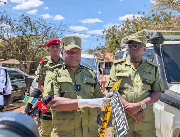TAARIFA,Kutoka Polisi Mkoa wa Dodoma Driver arrested for threatening another driver with a fake gun